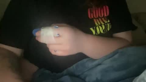 Snapshot of kittenxd4 chatting on December 22, 2025, 12:40 am Kittenxd4 online show from December 22, 2025, 12:40 am