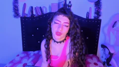 kitty__chs online show from February 6, 2026, 1:36 pm