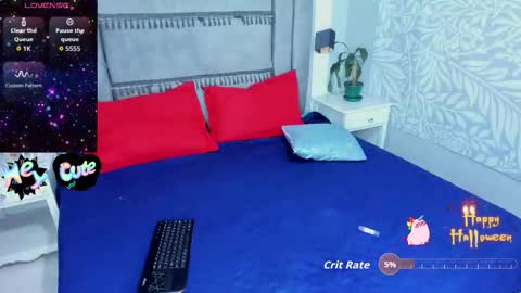 kitty_ass__ online show from October 29, 2025, 8:43 pm