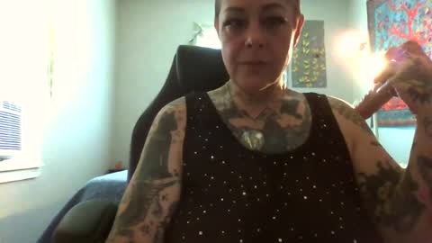 Snapshot of kitty_bang_bang chatting on June 24, 2026, 7:13 pm kitty_bang_bang online show from June 24, 2026, 7:13 pm