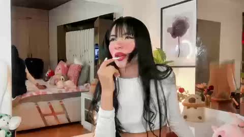 kitty online show from September 11, 2025, 10:10 pm