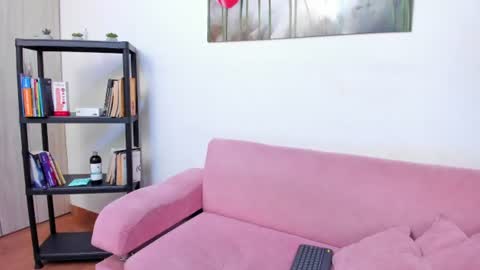 kitty_f00x online show from June 11, 2026, 7:23 pm