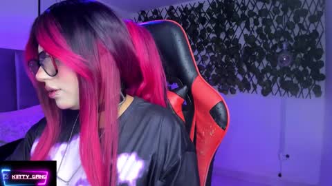 Snapshot of kitty_gang chatting on February 13, 2026, 1:34 am Camila online show from February 13, 2026, 1:34 am