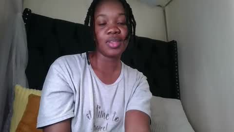 kitty_kerry online show from May 26, 2026, 6:09 am