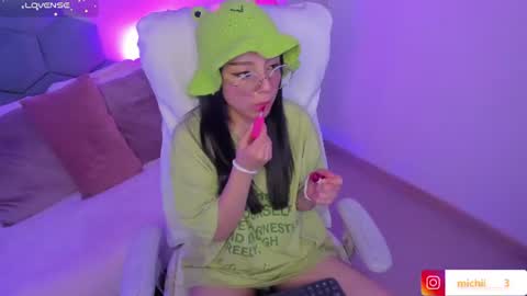Snapshot of kitty_patitas_suavess chatting on July 10, 2026, 3:00 am Kitty online show from July 10, 2026, 3:00 am