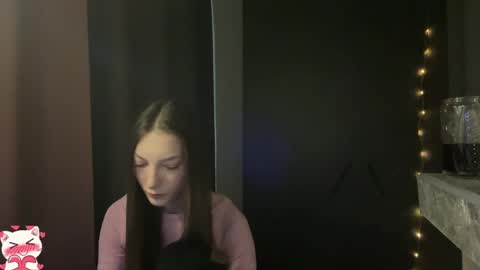 Snapshot of kitty_pussik chatting on April 15, 2026, 9:15 pm kitty_pussik online show from April 15, 2026, 9:15 pm