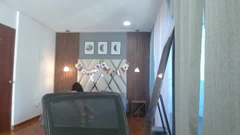 Snapshot of kitty_rousse01 chatting on July 14, 2026, 12:00 pm online show from July 14, 2026, 12:00 pm