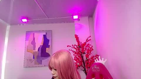 Snapshot of kitty_rouusse chatting on October 4, 2025, 7:34 pm Kitty  online show from October 4, 2025, 7:34 pm