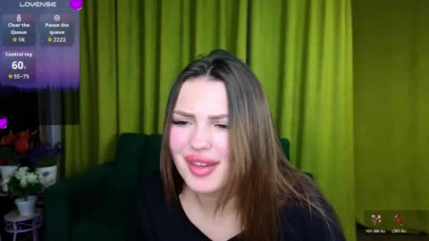 Snapshot of kitty_shenson chatting on April 15, 2026, 7:58 pm Kate online show from April 15, 2026, 7:58 pm