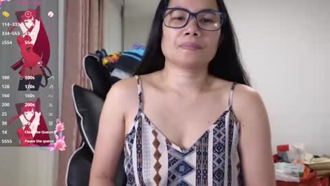 kittybabe0528 online show from October 9, 2025, 9:40 am