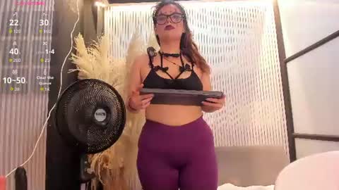 Snapshot of kittyblossom_ chatting on August 4, 2026, 8:44 pm kitty Blossom online show from August 4, 2026, 8:44 pm