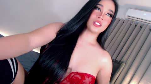 iG Kitty Tranny online show from December 5, 2024, 4:34 pm