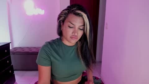 Sari bell online show from February 3, 2025, 2:45 pm