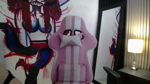 Snapshot of kittyhouse_hs chatting on June 18, 2026, 8:24 pm kittyhouse_hs online show from June 18, 2026, 8:24 pm