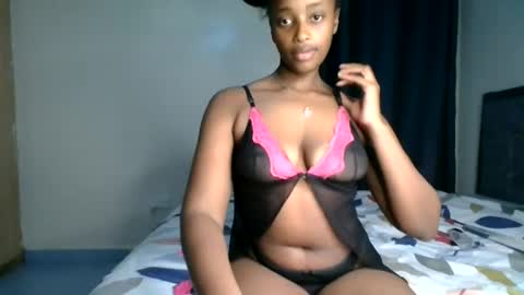 Snapshot of kittypettite chatting on July 16, 2026, 5:30 pm Kittypettite online show from July 16, 2026, 5:30 pm