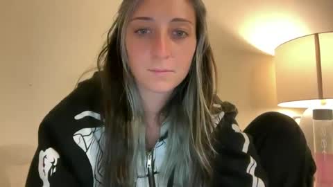 Snapshot of kittypurr79 chatting on December 22, 2024, 6:49 am kittypurr79 online show from December 22, 2024, 6:49 am