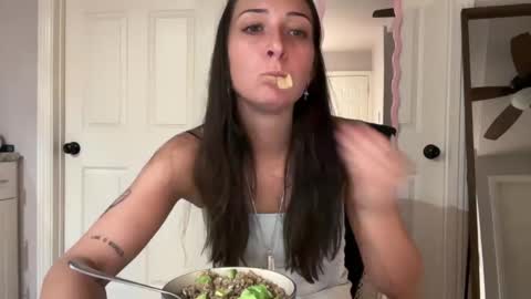 Snapshot of kittypurr79 chatting on September 21, 2025, 5:20 am kittypurr79 online show from September 21, 2025, 5:20 am