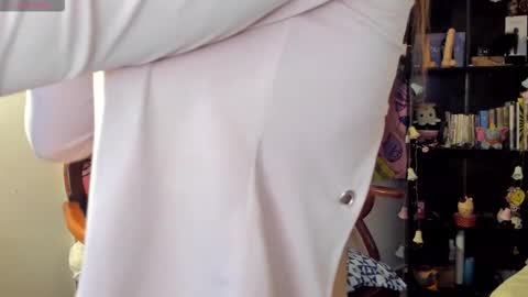 Kitty Zen online show from November 11, 2025, 9:37 pm