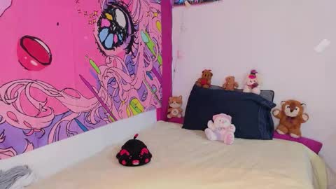 Kitty Zen online show from December 17, 2025, 8:15 pm