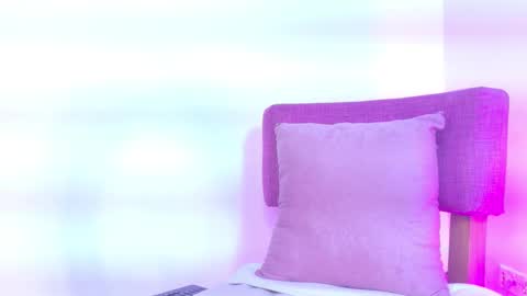 Kitty Hill online show from January 10, 2026, 3:19 am