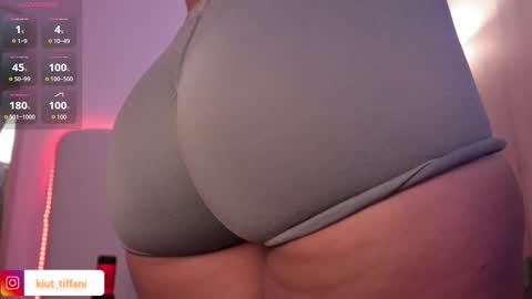 Snapshot of kiut_tiffanii chatting on February 26, 2026, 2:54 am Tiffanii online show from February 26, 2026, 2:54 am