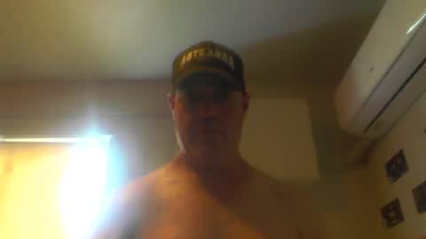Snapshot of kiwiguy19773 chatting on February 3, 2025, 12:36 am kiwiguy19773 online show from February 3, 2025, 12:36 am