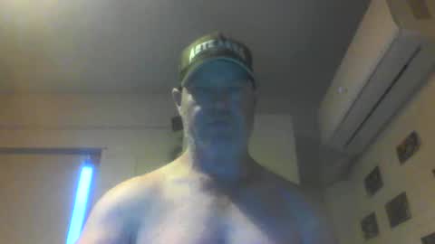 Snapshot of kiwiguy19773 chatting on February 18, 2025, 7:10 am kiwiguy19773 online show from February 18, 2025, 7:10 am