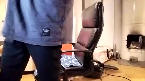 Erik online show from January 5, 2025, 3:53 am