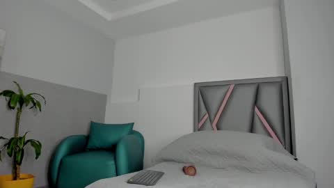 Snapshot of klariz09 chatting on September 24, 2025, 9:18 pm klariz09 online show from September 24, 2025, 9:18 pm