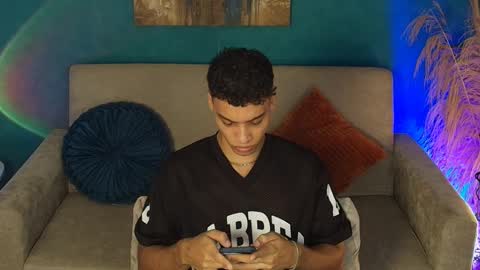 klaton__ online show from October 15, 2025, 10:43 pm