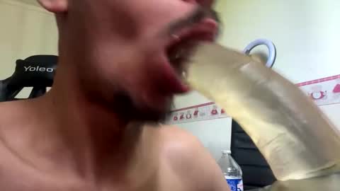 Snapshot of klawseixxx chatting on April 4, 2026, 1:41 pm klawseixxx online show from April 4, 2026, 1:41 pm