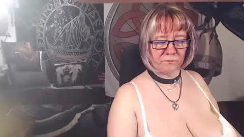 Snapshot of kleiner_teufel chatting on March 23, 2026, 6:56 pm Michelle online show from March 23, 2026, 6:56 pm