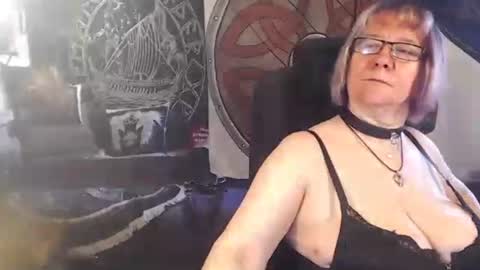 Snapshot of kleiner_teufel chatting on March 27, 2026, 7:47 am Michelle online show from March 27, 2026, 7:47 am