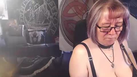 Snapshot of kleiner_teufel chatting on April 16, 2026, 6:47 am Michelle online show from April 16, 2026, 6:47 am