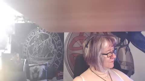 Michelle online show from April 22, 2026, 7:00 am