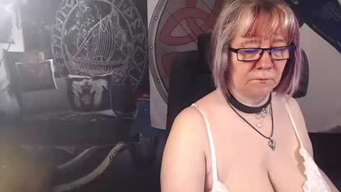 Michelle online show from May 14, 2026, 4:19 am