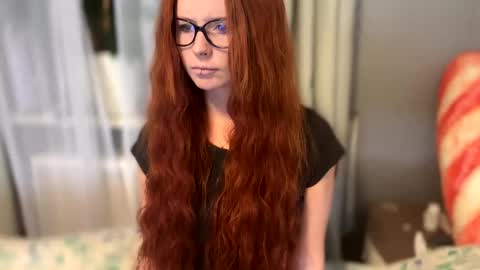 Snapshot of klementinagirl chatting on December 16, 2024, 8:26 pm Klementinafanslyklementina6661 online show from December 16, 2024, 8:26 pm