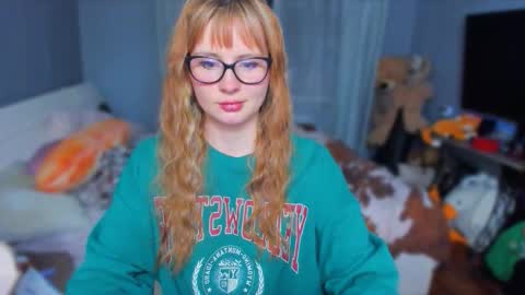 Snapshot of klementinagirl chatting on October 26, 2025, 9:10 pm Klementinafanslyklementina6661 online show from October 26, 2025, 9:10 pm