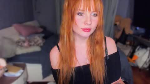 Snapshot of klementinagirl chatting on December 17, 2025, 8:15 pm Klementinafanslyklementina6661 online show from December 17, 2025, 8:15 pm