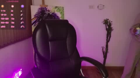 Snapshot of kleogold_1 chatting on February 16, 2026, 2:51 am Christina online show from February 16, 2026, 2:51 am
