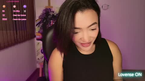 Snapshot of kleogold_1 chatting on April 12, 2026, 12:37 am Christina online show from April 12, 2026, 12:37 am