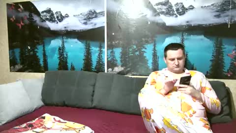 Kleosnow online show from April 2, 2026, 7:39 am