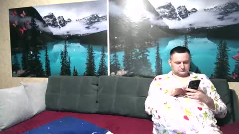 Kleosnow online show from April 16, 2026, 8:04 am