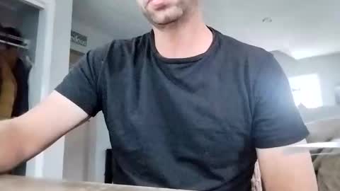 Snapshot of klingbean chatting on November 7, 2025, 4:07 pm klingbean online show from November 7, 2025, 4:07 pm