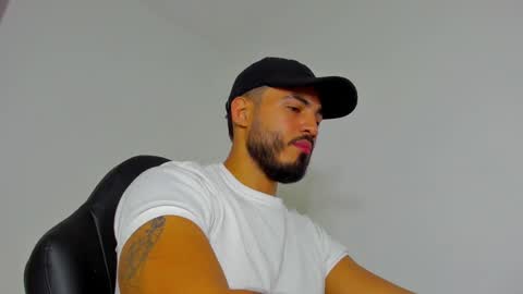 klinsmannwalton online show from October 22, 2025, 2:50 pm