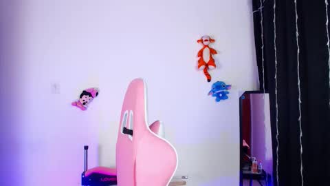 Kloe online show from February 27, 2026, 2:33 am