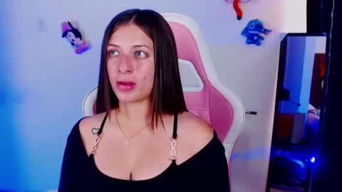 Kloe online show from March 25, 2026, 7:31 pm