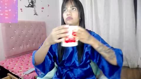 Valen online show from October 22, 2025, 10:04 am