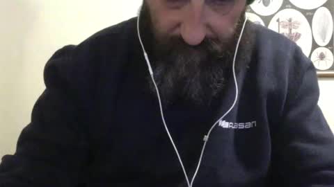 Snapshot of knicker76 chatting on December 19, 2024, 8:23 pm knicker76 online show from December 19, 2024, 8:23 pm