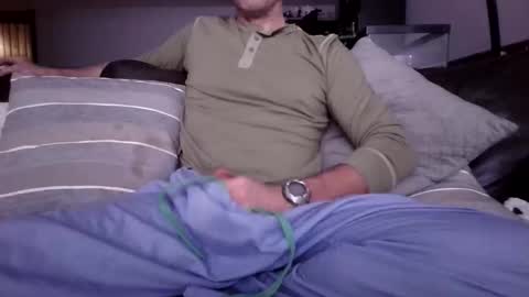 Knight3975 online show from November 28, 2025, 8:39 am